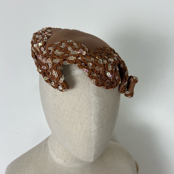 1950’s 50s Vintage Elegant Brown Wool Felt Sequin Sequined Soutache Women's Hat - Picture 14 of 16
